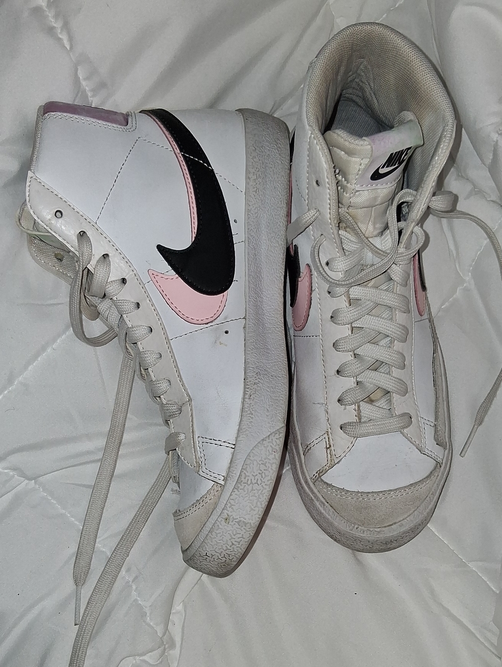 Nike Women’s High-Top Sneakers in White with Pink & Black Swooshes